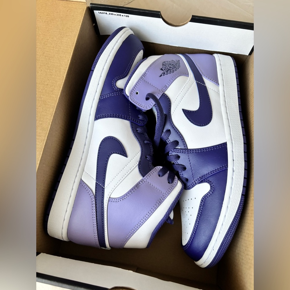 Nike Air Jordan 1 Mid ‘Sky J Purple’ mens size 11 new in box